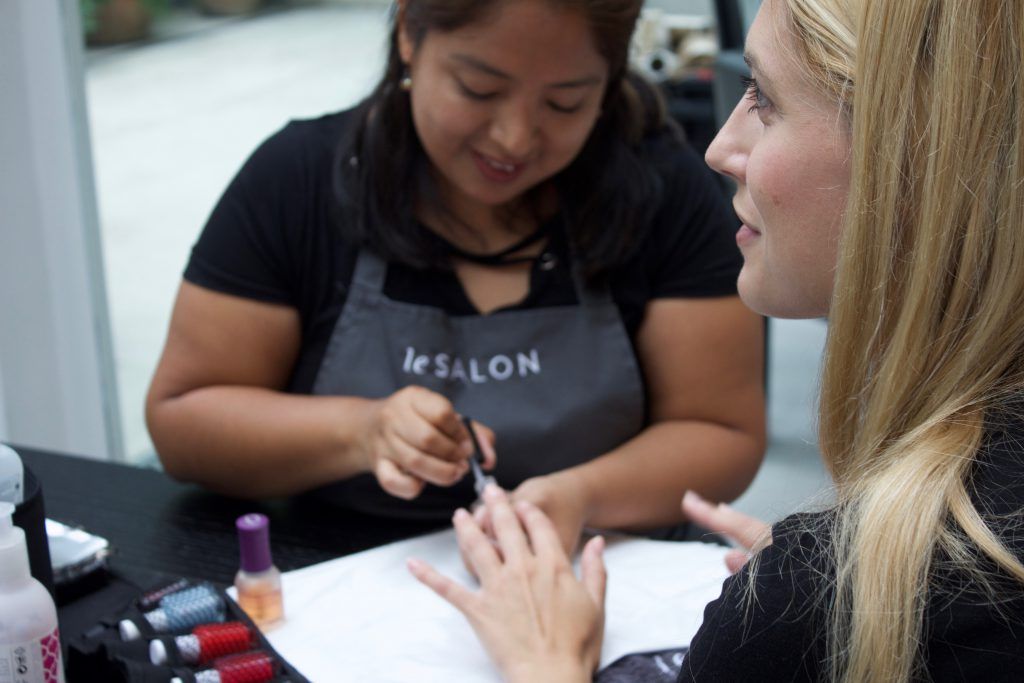 manicures office in london